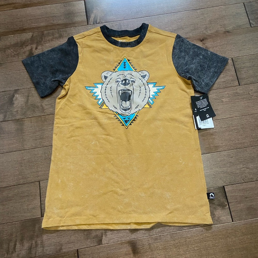 RAGS 7/8 NWT Stonewash Bear Tee